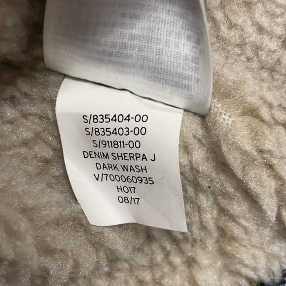 Gap Kids Size XS Sherpa Lined Dark Wash Jean Jacket EUC - Picture 6 of 10